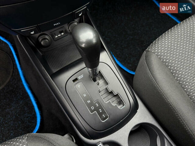 Синий Хендай i30, объемом двигателя 1.6 л и пробегом 180 тыс. км за 8722 $, фото 21 на Automoto.ua