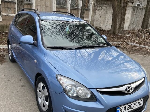 Синій Хендай i30, об'ємом двигуна 0.16 л та пробігом 315 тис. км за 6500 $, фото 4 на Automoto.ua