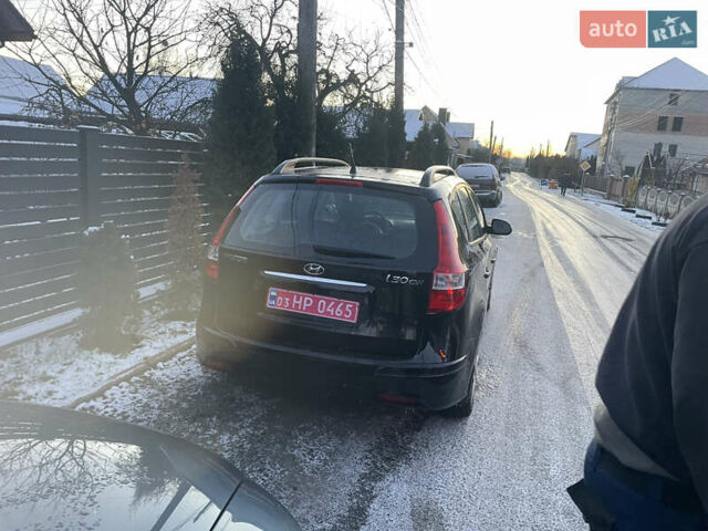 Синий Хендай i30, объемом двигателя 1.6 л и пробегом 220 тыс. км за 6300 $, фото 10 на Automoto.ua