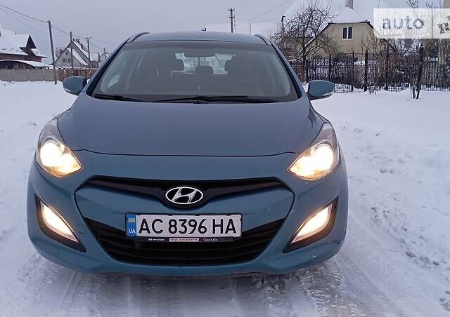 Синій Хендай i30, об'ємом двигуна 1.6 л та пробігом 191 тис. км за 8300 $, фото 11 на Automoto.ua