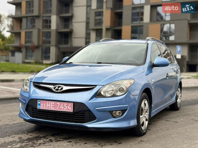 Синий Хендай i30, объемом двигателя 1.6 л и пробегом 180 тыс. км за 8722 $, фото 5 на Automoto.ua