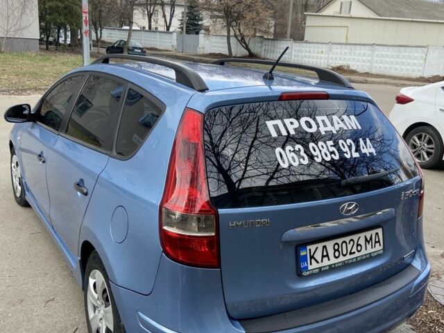 Синій Хендай i30, об'ємом двигуна 0.16 л та пробігом 315 тис. км за 6500 $, фото 2 на Automoto.ua