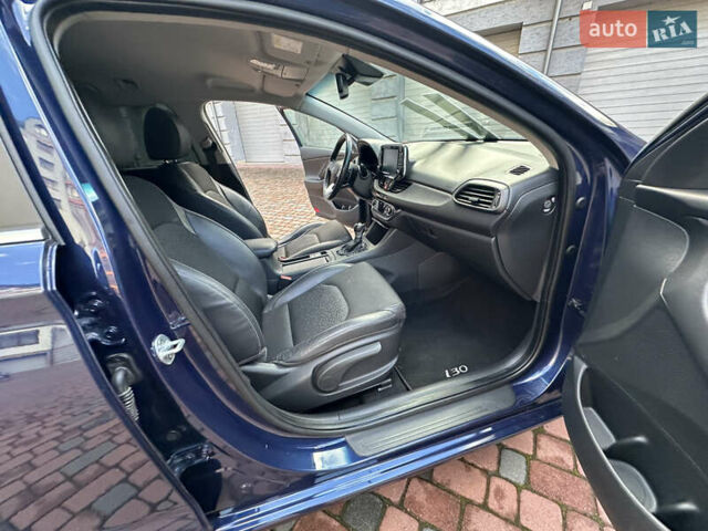 Синий Хендай i30, объемом двигателя 1.4 л и пробегом 205 тыс. км за 10950 $, фото 151 на Automoto.ua