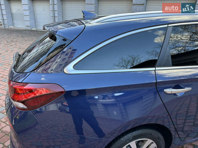 Синий Хендай i30, объемом двигателя 1.4 л и пробегом 205 тыс. км за 10950 $, фото 87 на Automoto.ua