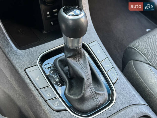 Синий Хендай i30, объемом двигателя 1.4 л и пробегом 205 тыс. км за 10950 $, фото 113 на Automoto.ua