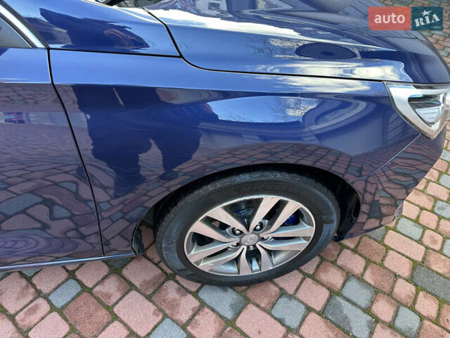 Синий Хендай i30, объемом двигателя 1.4 л и пробегом 205 тыс. км за 10950 $, фото 90 на Automoto.ua