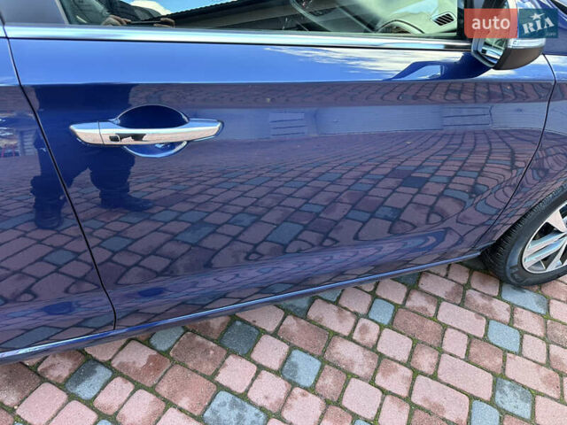 Синий Хендай i30, объемом двигателя 1.4 л и пробегом 205 тыс. км за 10950 $, фото 89 на Automoto.ua