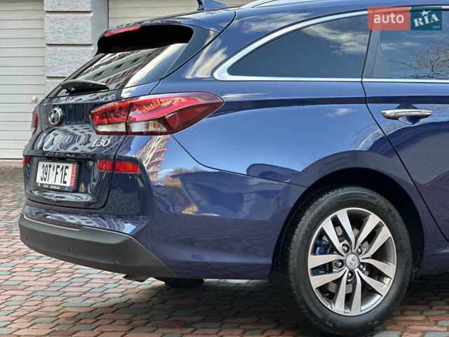 Синий Хендай i30, объемом двигателя 1.4 л и пробегом 205 тыс. км за 10950 $, фото 34 на Automoto.ua