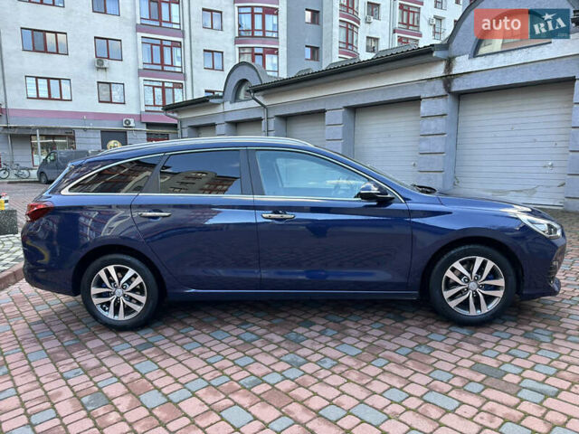 Синий Хендай i30, объемом двигателя 1.4 л и пробегом 205 тыс. км за 10950 $, фото 75 на Automoto.ua