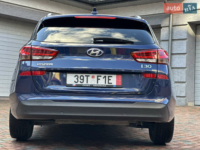 Синий Хендай i30, объемом двигателя 1.4 л и пробегом 205 тыс. км за 10950 $, фото 17 на Automoto.ua