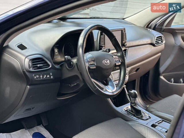 Синий Хендай i30, объемом двигателя 1.4 л и пробегом 205 тыс. км за 10950 $, фото 124 на Automoto.ua