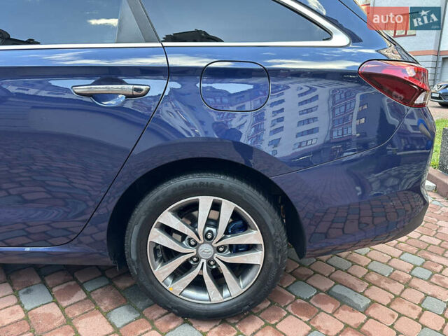 Синий Хендай i30, объемом двигателя 1.4 л и пробегом 205 тыс. км за 10950 $, фото 59 на Automoto.ua