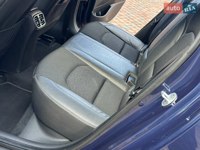 Синий Хендай i30, объемом двигателя 1.4 л и пробегом 205 тыс. км за 10950 $, фото 161 на Automoto.ua