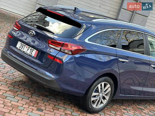 Синий Хендай i30, объемом двигателя 1.4 л и пробегом 205 тыс. км за 10950 $, фото 32 на Automoto.ua