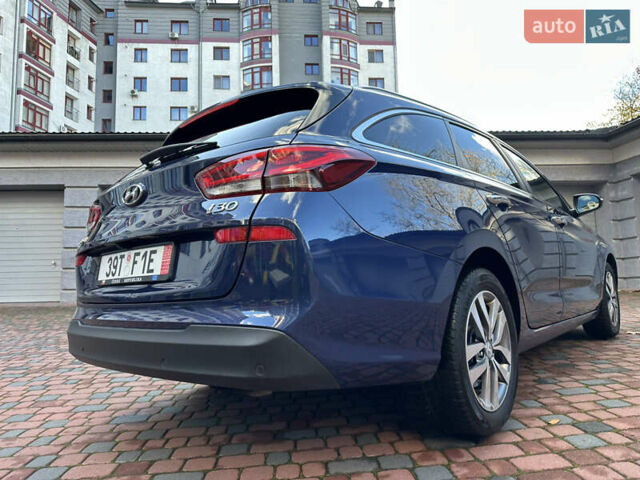Синий Хендай i30, объемом двигателя 1.4 л и пробегом 205 тыс. км за 10950 $, фото 56 на Automoto.ua