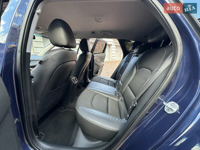 Синий Хендай i30, объемом двигателя 1.4 л и пробегом 205 тыс. км за 10950 $, фото 163 на Automoto.ua