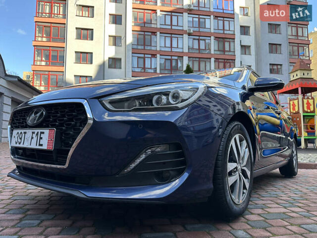 Синий Хендай i30, объемом двигателя 1.4 л и пробегом 205 тыс. км за 10950 $, фото 54 на Automoto.ua
