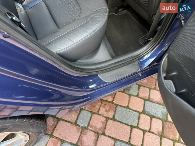 Синий Хендай i30, объемом двигателя 1.4 л и пробегом 205 тыс. км за 10950 $, фото 170 на Automoto.ua