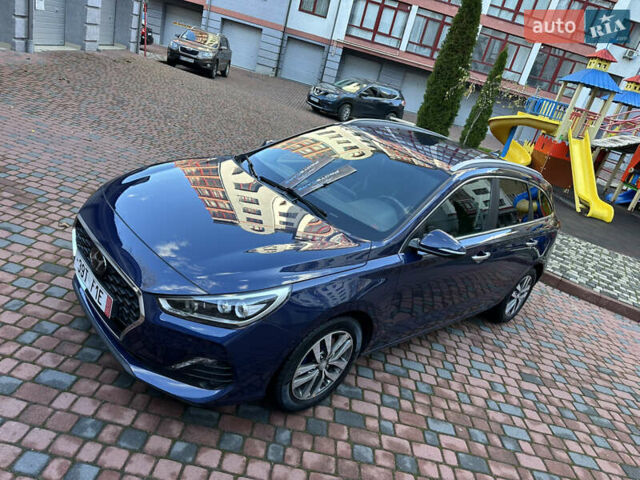Синий Хендай i30, объемом двигателя 1.4 л и пробегом 205 тыс. км за 10950 $, фото 50 на Automoto.ua