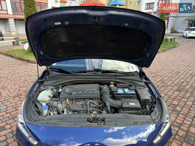 Синий Хендай i30, объемом двигателя 1.4 л и пробегом 205 тыс. км за 10950 $, фото 185 на Automoto.ua