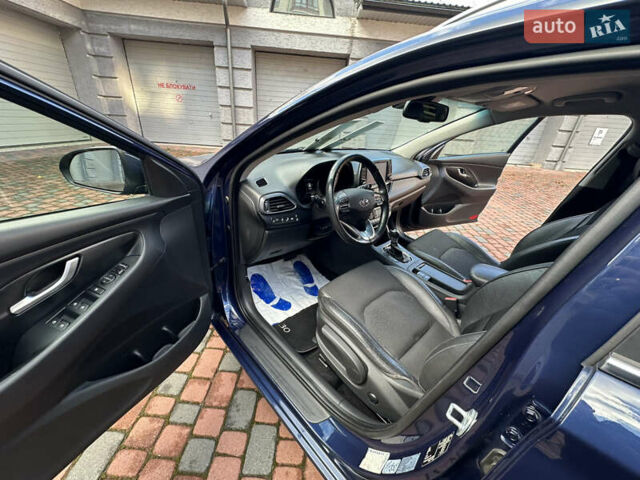 Синий Хендай i30, объемом двигателя 1.4 л и пробегом 205 тыс. км за 10950 $, фото 126 на Automoto.ua