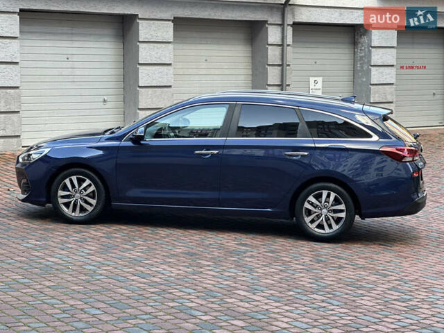 Синий Хендай i30, объемом двигателя 1.4 л и пробегом 205 тыс. км за 10950 $, фото 11 на Automoto.ua