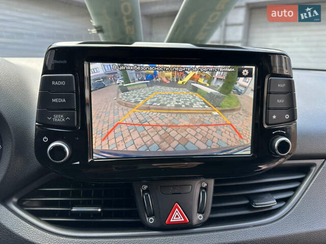 Синий Хендай i30, объемом двигателя 1.4 л и пробегом 205 тыс. км за 10950 $, фото 121 на Automoto.ua