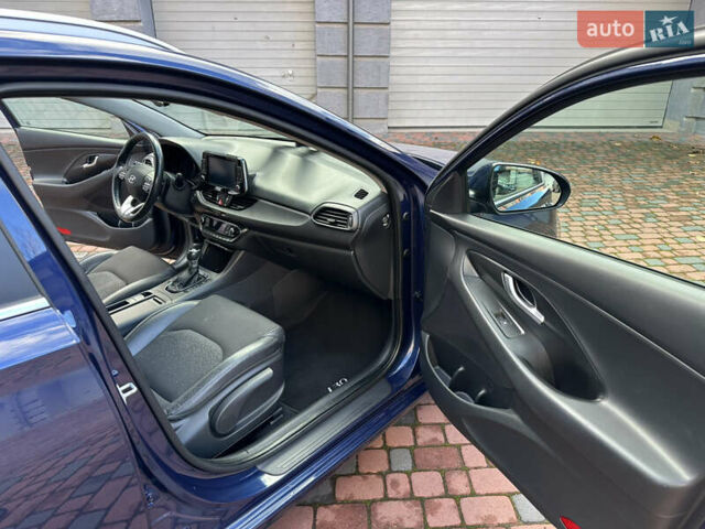 Синий Хендай i30, объемом двигателя 1.4 л и пробегом 205 тыс. км за 10950 $, фото 136 на Automoto.ua