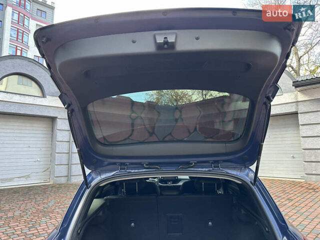 Синий Хендай i30, объемом двигателя 1.4 л и пробегом 205 тыс. км за 10950 $, фото 177 на Automoto.ua