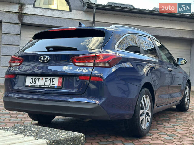 Синий Хендай i30, объемом двигателя 1.4 л и пробегом 205 тыс. км за 10950 $, фото 16 на Automoto.ua
