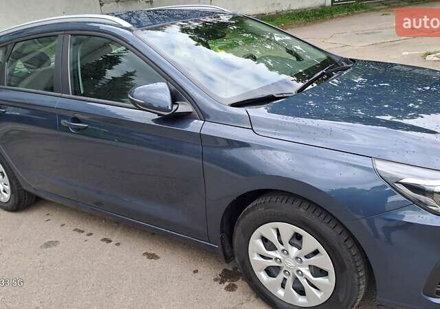 Синий Хендай i30, объемом двигателя 1.5 л и пробегом 58 тыс. км за 14500 $, фото 3 на Automoto.ua