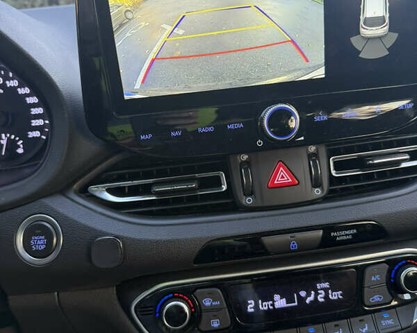 Хендай i30 2021 у Львові на Automoto.ua Синій Хендай i30, об'ємом двигуна 1.6 л та пробігом 117 тис. км за 17699 $, фото 12 на Automoto.ua