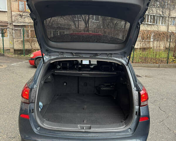 Синий Хендай i30, объемом двигателя 1.5 л и пробегом 49 тыс. км за 16500 $, фото 5 на Automoto.ua