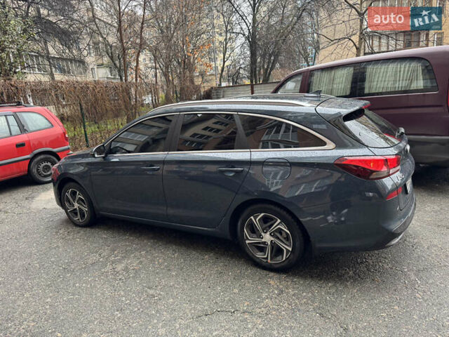 Синий Хендай i30, объемом двигателя 1.5 л и пробегом 49 тыс. км за 16500 $, фото 4 на Automoto.ua