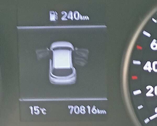 Зеленый Хендай i30, объемом двигателя 1.5 л и пробегом 70 тыс. км за 14900 $, фото 9 на Automoto.ua