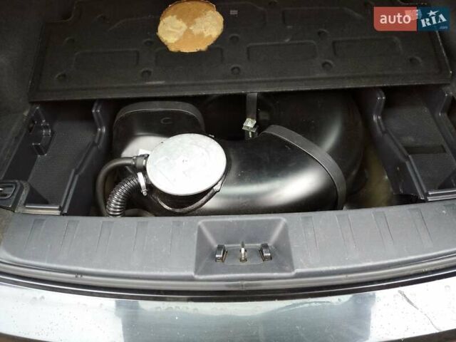 Чорний Хендай i30 Wagon, об'ємом двигуна 2 л та пробігом 176 тис. км за 7800 $, фото 5 на Automoto.ua