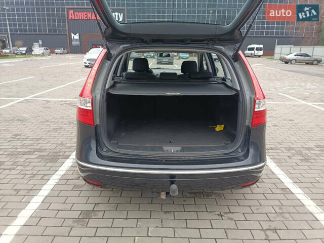 Чорний Хендай i30 Wagon, об'ємом двигуна 1.6 л та пробігом 185 тис. км за 6200 $, фото 11 на Automoto.ua