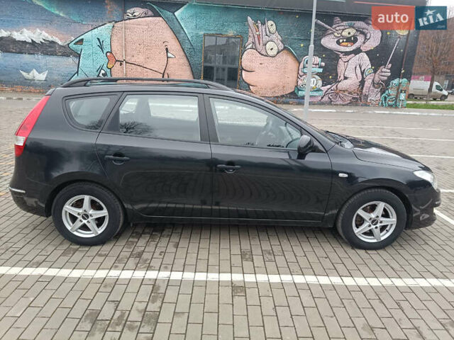 Чорний Хендай i30 Wagon, об'ємом двигуна 1.6 л та пробігом 185 тис. км за 6200 $, фото 10 на Automoto.ua