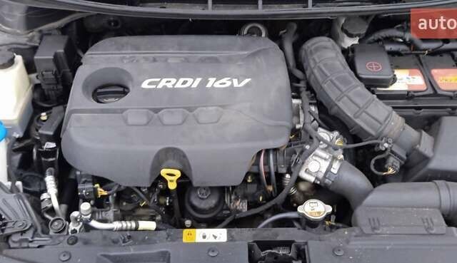 Черный Хендай i30 Wagon, объемом двигателя 1.6 л и пробегом 236 тыс. км за 8999 $, фото 17 на Automoto.ua