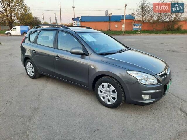 Серый Хендай i30 Wagon, объемом двигателя 0 л и пробегом 175 тыс. км за 6700 $, фото 18 на Automoto.ua