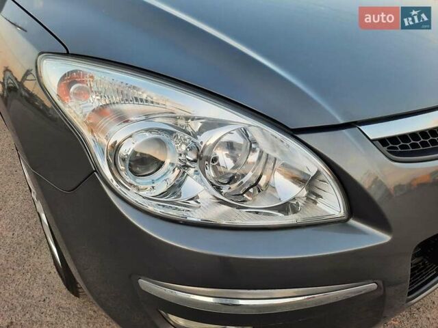 Серый Хендай i30 Wagon, объемом двигателя 0 л и пробегом 175 тыс. км за 6700 $, фото 20 на Automoto.ua