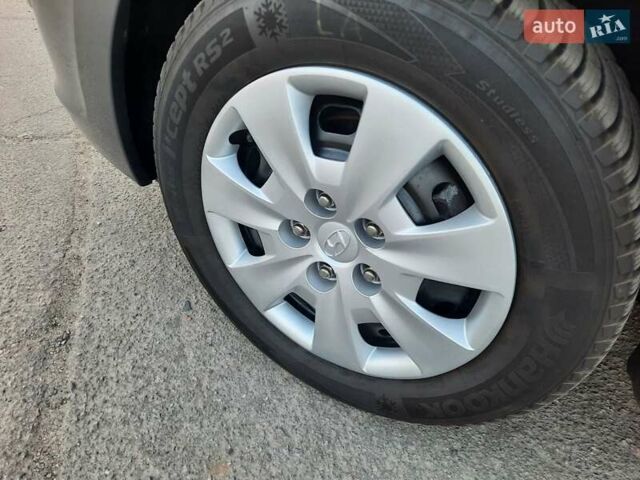 Серый Хендай i30 Wagon, объемом двигателя 0 л и пробегом 175 тыс. км за 6700 $, фото 27 на Automoto.ua