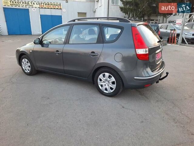 Серый Хендай i30 Wagon, объемом двигателя 0 л и пробегом 175 тыс. км за 6700 $, фото 10 на Automoto.ua