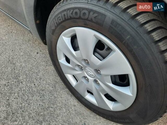 Серый Хендай i30 Wagon, объемом двигателя 0 л и пробегом 175 тыс. км за 6700 $, фото 88 на Automoto.ua