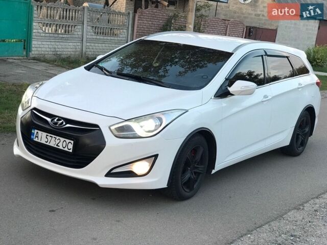 Белый Хендай и40, объемом двигателя 1.69 л и пробегом 336 тыс. км за 7000 $, фото 35 на Automoto.ua