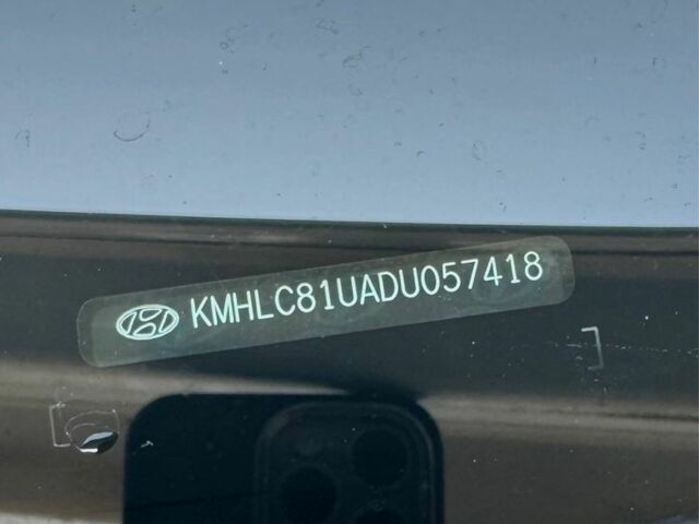 Белый Хендай и40, объемом двигателя 1.7 л и пробегом 266 тыс. км за 8600 $, фото 17 на Automoto.ua