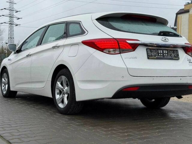 Білий Хендай і40, об'ємом двигуна 1.7 л та пробігом 104 тис. км за 8200 $, фото 5 на Automoto.ua