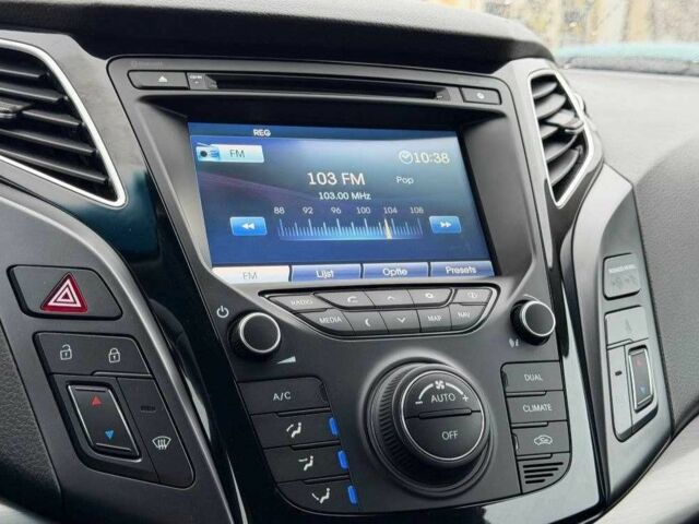 Білий Хендай і40, об'ємом двигуна 1.7 л та пробігом 104 тис. км за 8200 $, фото 16 на Automoto.ua