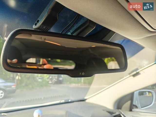 Белый Хендай и40, объемом двигателя 1.69 л и пробегом 235 тыс. км за 12900 $, фото 42 на Automoto.ua