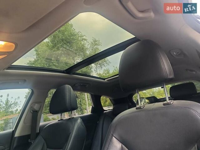 Белый Хендай и40, объемом двигателя 1.69 л и пробегом 235 тыс. км за 12900 $, фото 19 на Automoto.ua